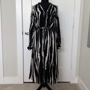Donna Karan Black and White belted A line Dress NWT Size 4